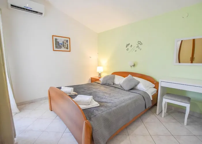 Ante Appartamento Pakoštane