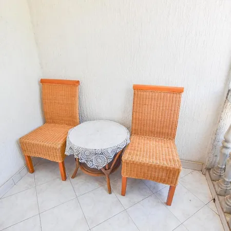 Ante * פאקוסטאן