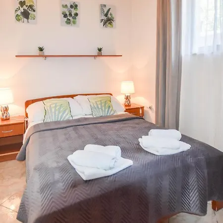 Ante Apartment Pakostane