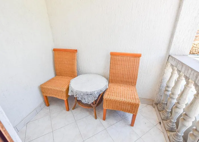 Ante * פאקוסטאן